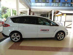 Ford S Max S-MAX 2.0 TDCi Titanium 140 CV 7 PLAZAS muy muy bien cuidado, kilómetros garantizados - Foto 8