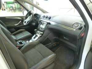 Ford S Max S-MAX 2.0 TDCi Titanium 140 CV 7 PLAZAS muy muy bien cuidado, kilómetros garantizados - Foto 9