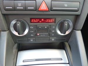 Audi A3 Ambiente 2.0 TDI 140 CV DPF un solo propietario, kilómetros garantizados - Foto 23