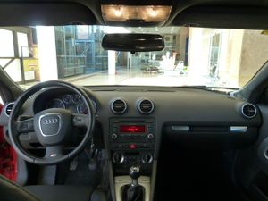Audi A3 Ambiente 2.0 TDI 140 CV DPF un solo propietario, kilómetros garantizados - Foto 36