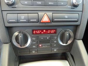 Audi A3 Ambiente 2.0 TDI 140 CV DPF un solo propietario, kilómetros garantizados - Foto 33