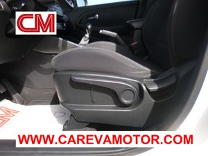 Kia Carens 1.6 GDI 135CV CONCEP 5P   - Foto 23