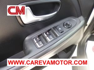 Kia Carens 1.6 GDI 135CV CONCEP 5P   - Foto 16