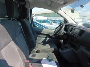 Citroën Jumpy FURGON 1.5 BLUE HDI 120CV CONTROL 4P  - Foto 8