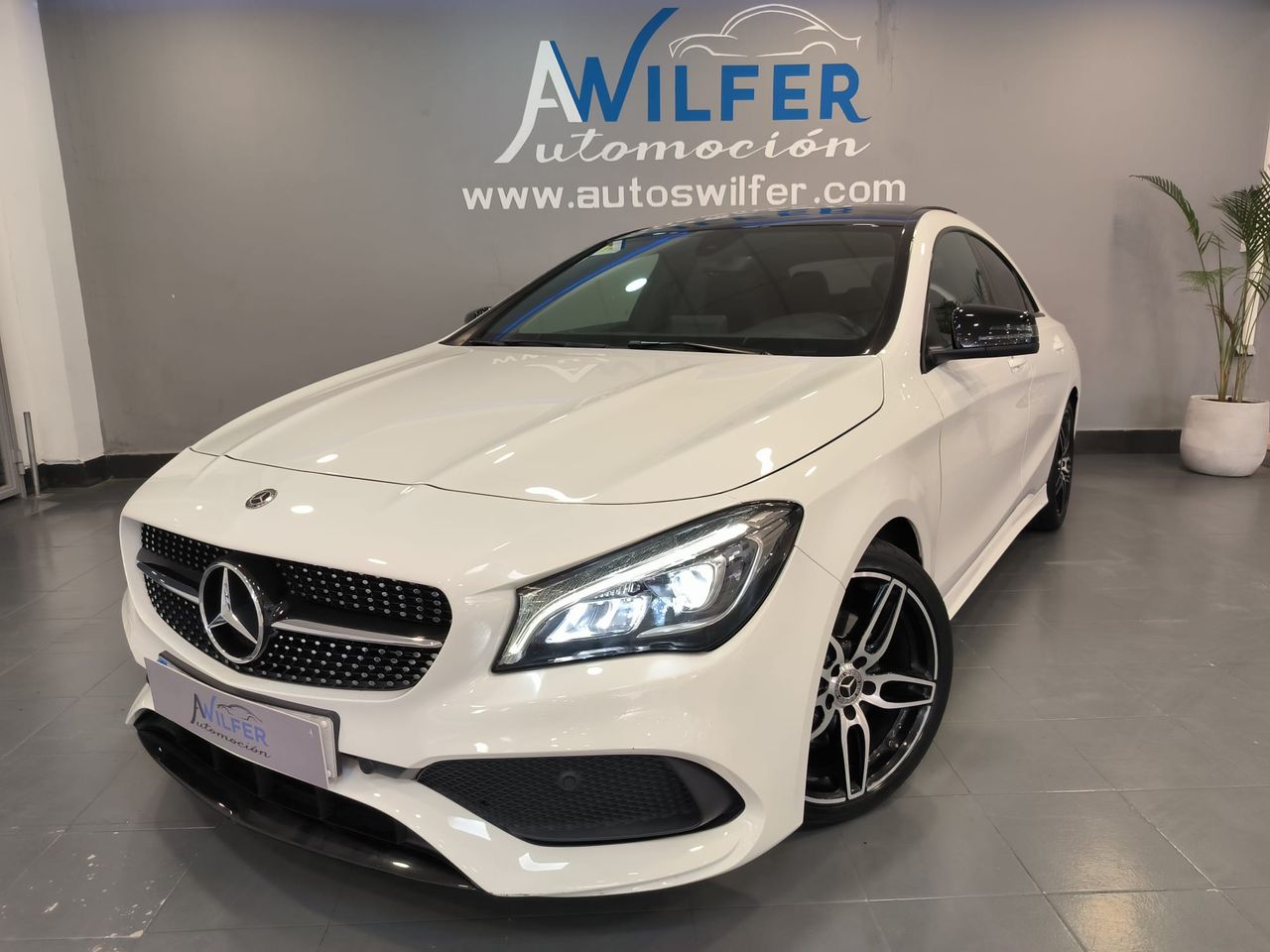 Mercedes Clase CLA 200 AMG Line 156cv   - Foto 1