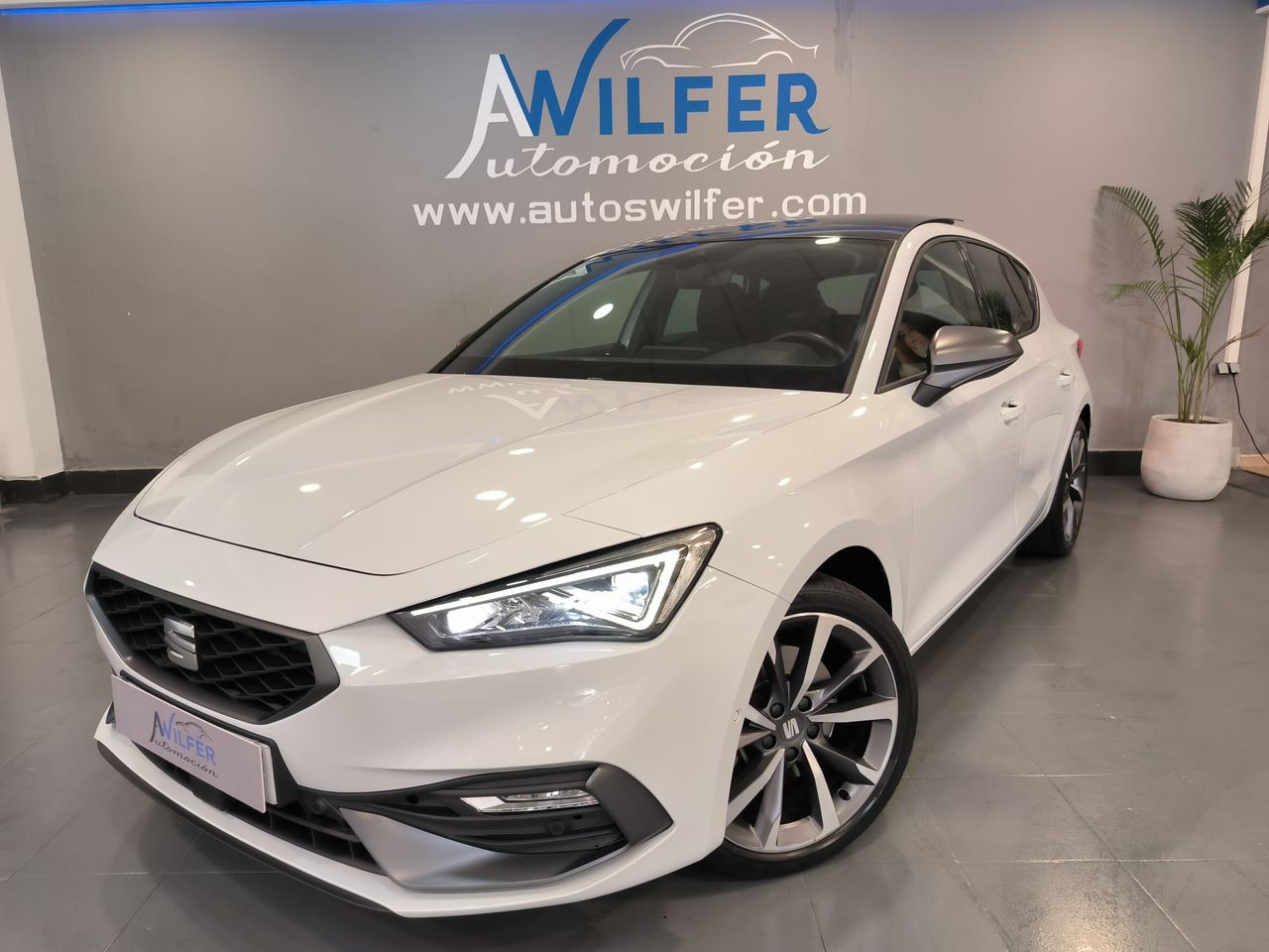 Seat Leon 2.0 TDI 110kW DSG7 SS FR Go XL 150   - Foto 1
