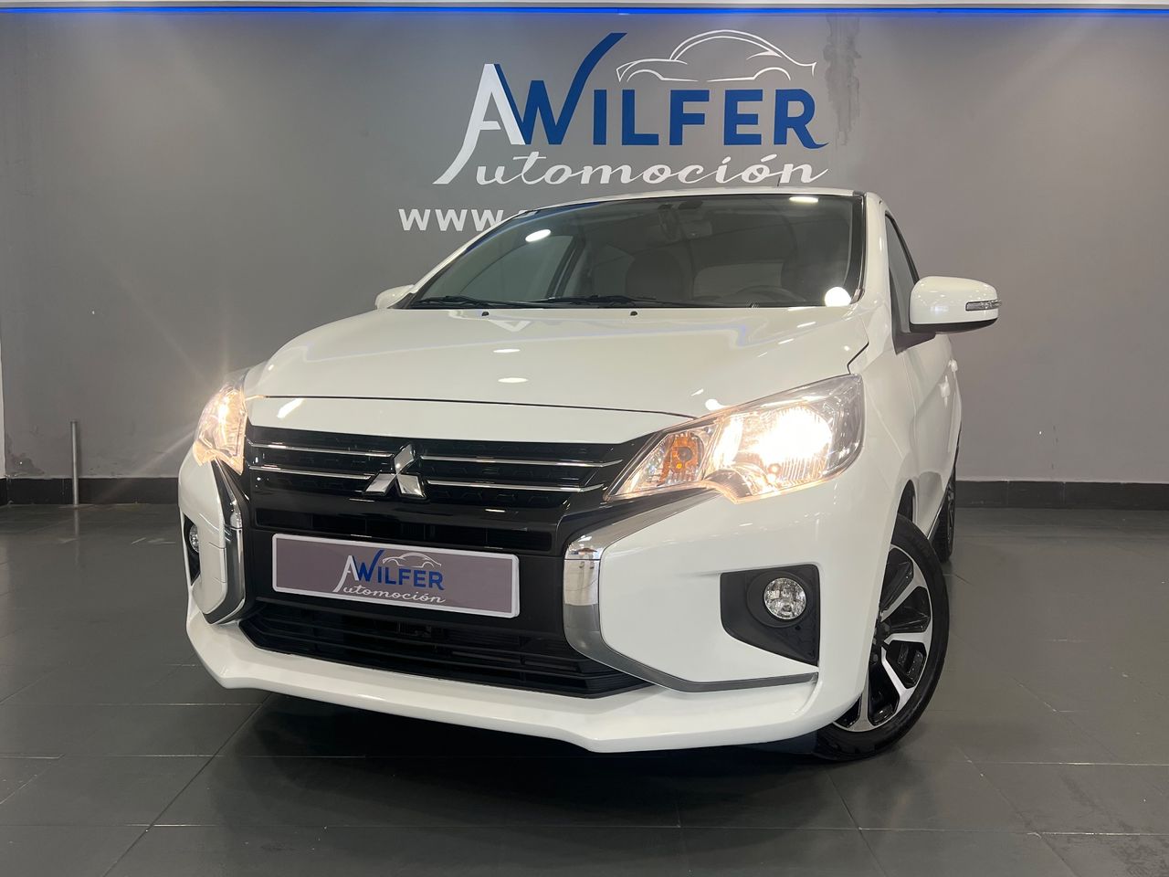 Mitsubishi Space Star Space Star 120 MPI 52 kW  - Foto 1