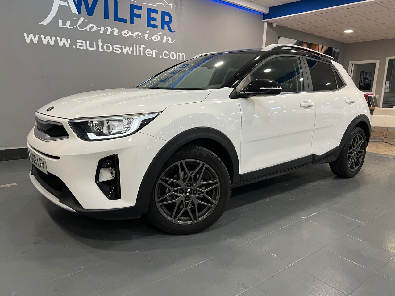 Kia Stonic 1.0 T-GDi Tech Eco-Dynamics 73 kW  - Foto 1
