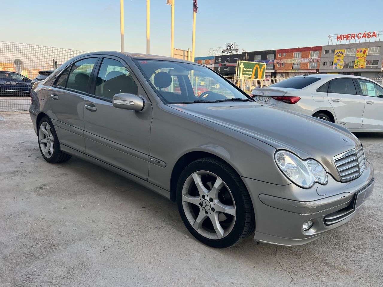 Mercedes Clase C C 200 CDI Berlina  - Foto 1