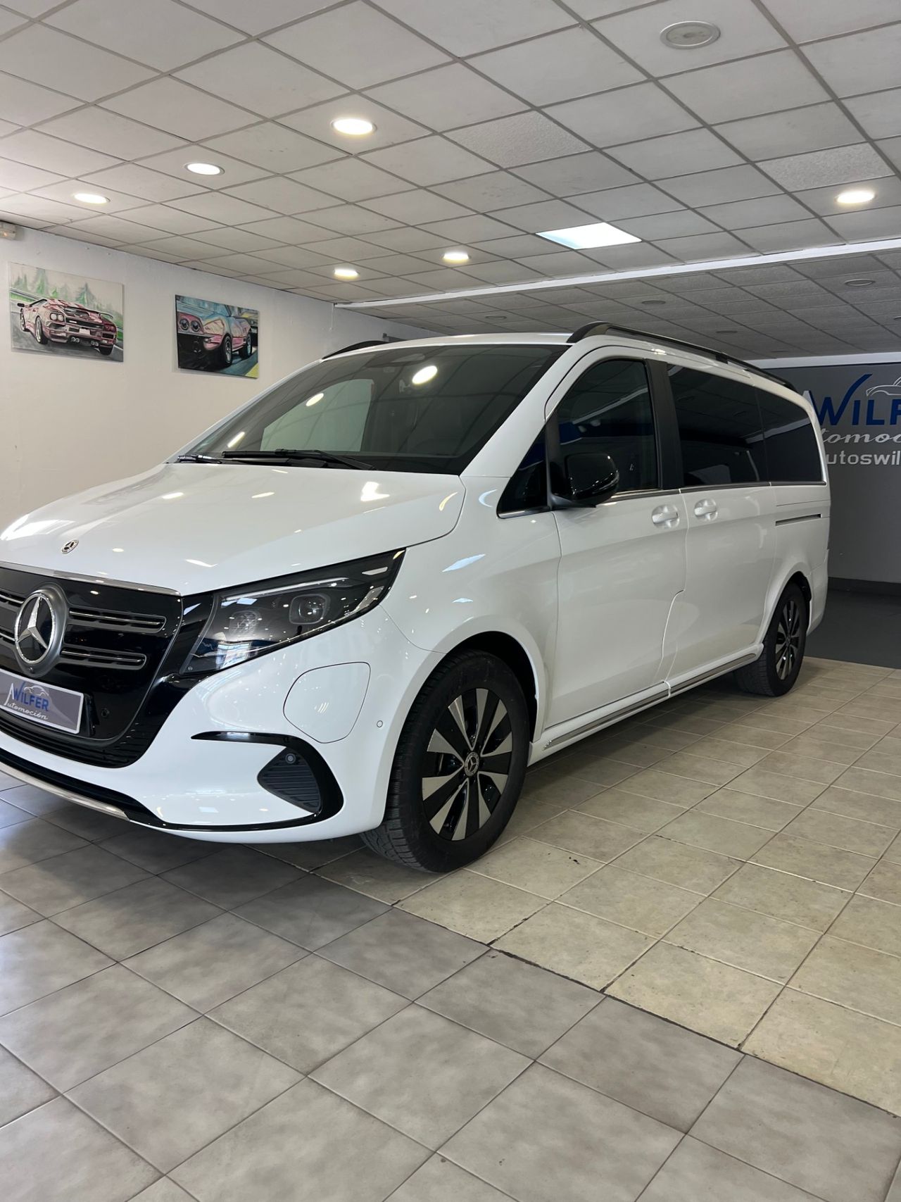 Mercedes EQV 300 Largo  - Foto 1