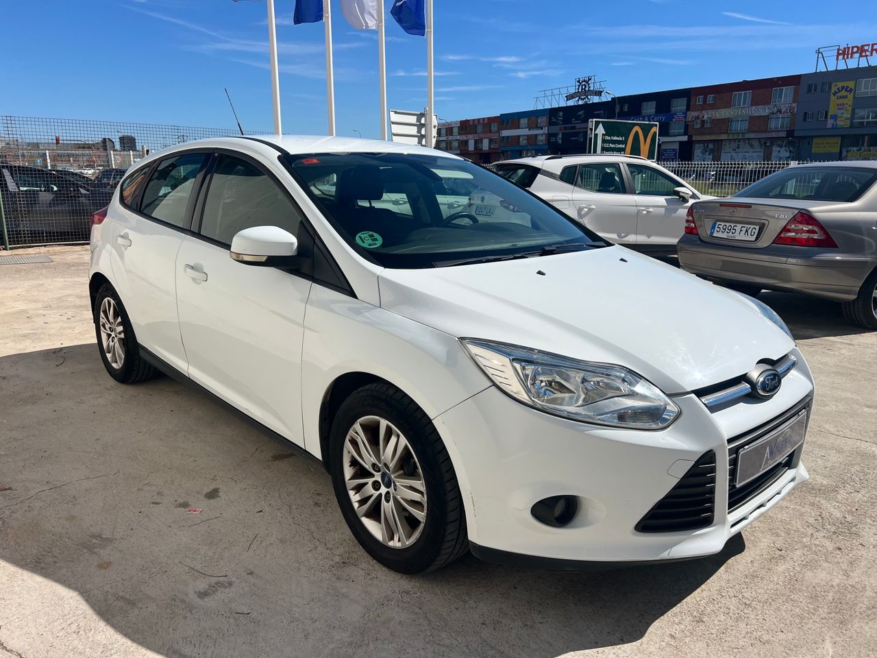 Ford Focus Sedan Trend 1.6 Ti-VCT 105 CV  - Foto 1