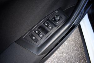 Volkswagen T-Roc Advance 2.0 TDI 115 CV 6 vel. 5p.  - Foto 9