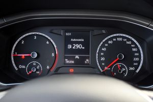 Volkswagen T-Roc Advance 2.0 TDI 115 CV 6 vel. 5p.  - Foto 11