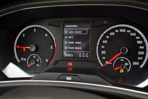 Volkswagen T-Roc Advance 2.0 TDI 150 CV DSG 7 5p. - Foto 9