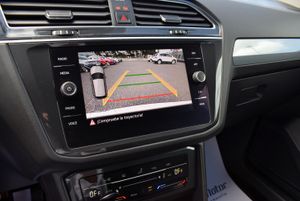 Volkswagen Tiguan Life 2.0 TDI 150 CV 6 vel. 5p. - Foto 16