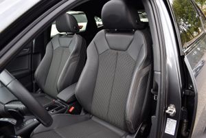 Audi Q3 Sportback Black Line 40 TDI 200cv Quattro S Tronic 5p.  - Foto 19