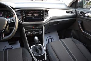 Volkswagen T-Roc Advance 1.5 TSI 150cv DSG7 5p.  - Foto 18