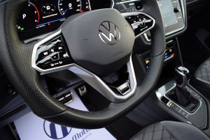 Volkswagen Tiguan R-Line 2.0 TDI 150 cv DSG 5p. - Foto 21