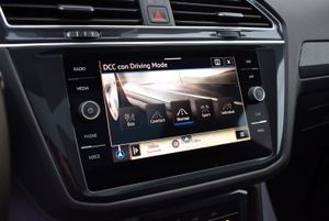 Volkswagen Tiguan R-Line 2.0 TDI 150 cv DSG 5p. - Foto 15