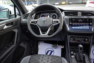 Volkswagen Tiguan R-Line 2.0 TDI 150 cv DSG 5p. - Foto 25