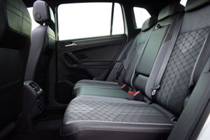 Volkswagen Tiguan R-Line 2.0 TDI 150 cv DSG 5p. - Foto 27