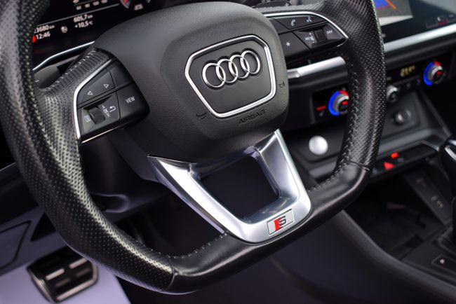 Audi Q3 Black Line 40 TDI 190cv Quattro S Tronic 5p.