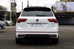 Volkswagen Tiguan R Line 2.0 TDI 4Motion 150cv DSG 5p.  - Foto 4