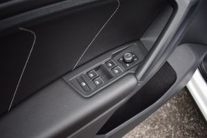 Volkswagen Tiguan R Line 2.0 TDI 4Motion 150cv DSG 5p.  - Foto 8