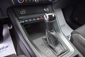 Audi Q3 Black Line 40 TDI 190CV Quattro S Tronic 5p. - Foto 16