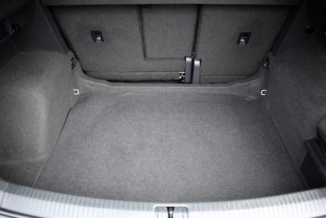 Volkswagen Tiguan R-Line 2.0 TDI 150 cv DSG 5p.