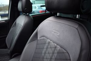 Volkswagen Tiguan R-Line 2.0 TDI 150 cv DSG 5p. - Foto 15