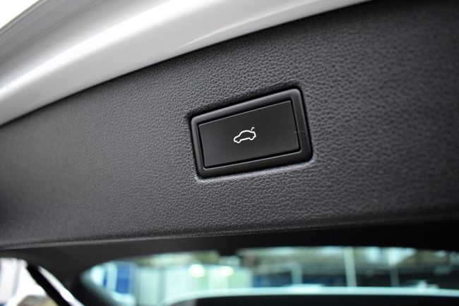 Volkswagen Tiguan R-Line 2.0 TDI 150 cv DSG 5p.