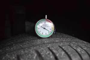 Volkswagen Tiguan R-Line 2.0 TDI 150 cv DSG 5p. - Foto 24