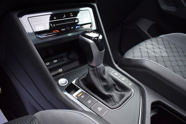 Volkswagen Tiguan R-Line 2.0 TDI 150 cv DSG 5p.