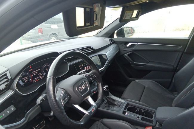 Audi Q3 Sportback Black Line 35 TDI 150 cv 5p