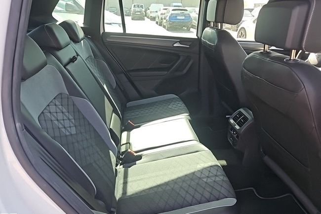 Volkswagen Tiguan R Line 2.0 TDI 150 cv DSG 5p