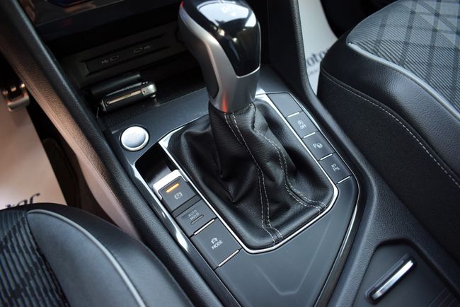 Volkswagen Tiguan R Line 2.0 TDI 150 cv DSG 5p