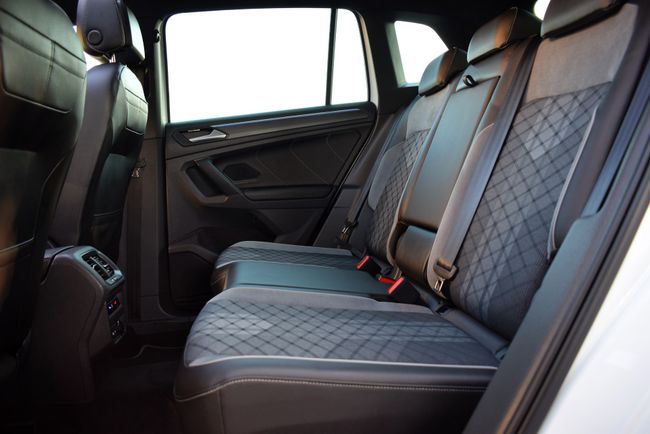 Volkswagen Tiguan R Line 2.0 TDI 150 cv DSG 5p