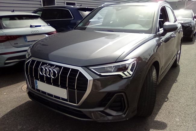 Audi Q3 S line 35 TDI S tronic