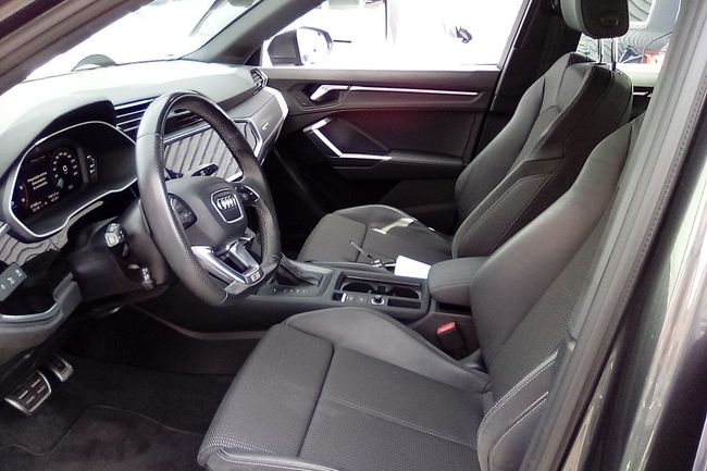 Audi Q3 S line 35 TDI S tronic