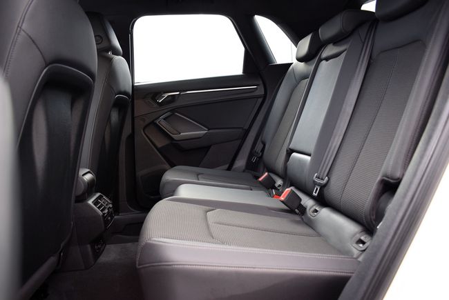 Audi Q3 S line 35 TDI S tronic