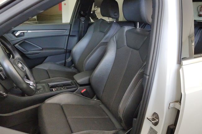 Audi Q3 S line 35 TDI S tronic