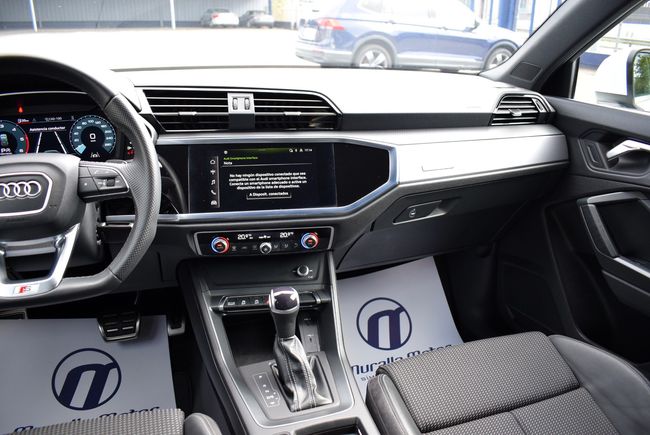 Audi Q3 S line 35 TDI S tronic
