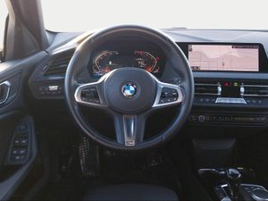 BMW 1 Series (F40) 118i 1.5 i 7DCT