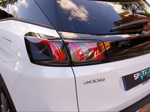 Peugeot 3008 Hybrid 225 e-EAT8 Allure Pack