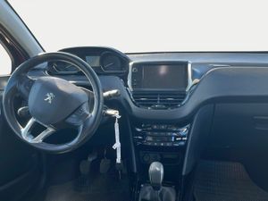 Peugeot 2008 2008 ALLURE PURETECH 110 S&S