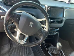 Peugeot 2008 2008 ALLURE PURETECH 110 S&S