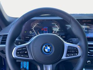 BMW i4 eDrive40