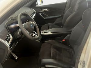 BMW ix2 eDrive20