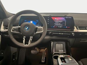 BMW ix2 eDrive20